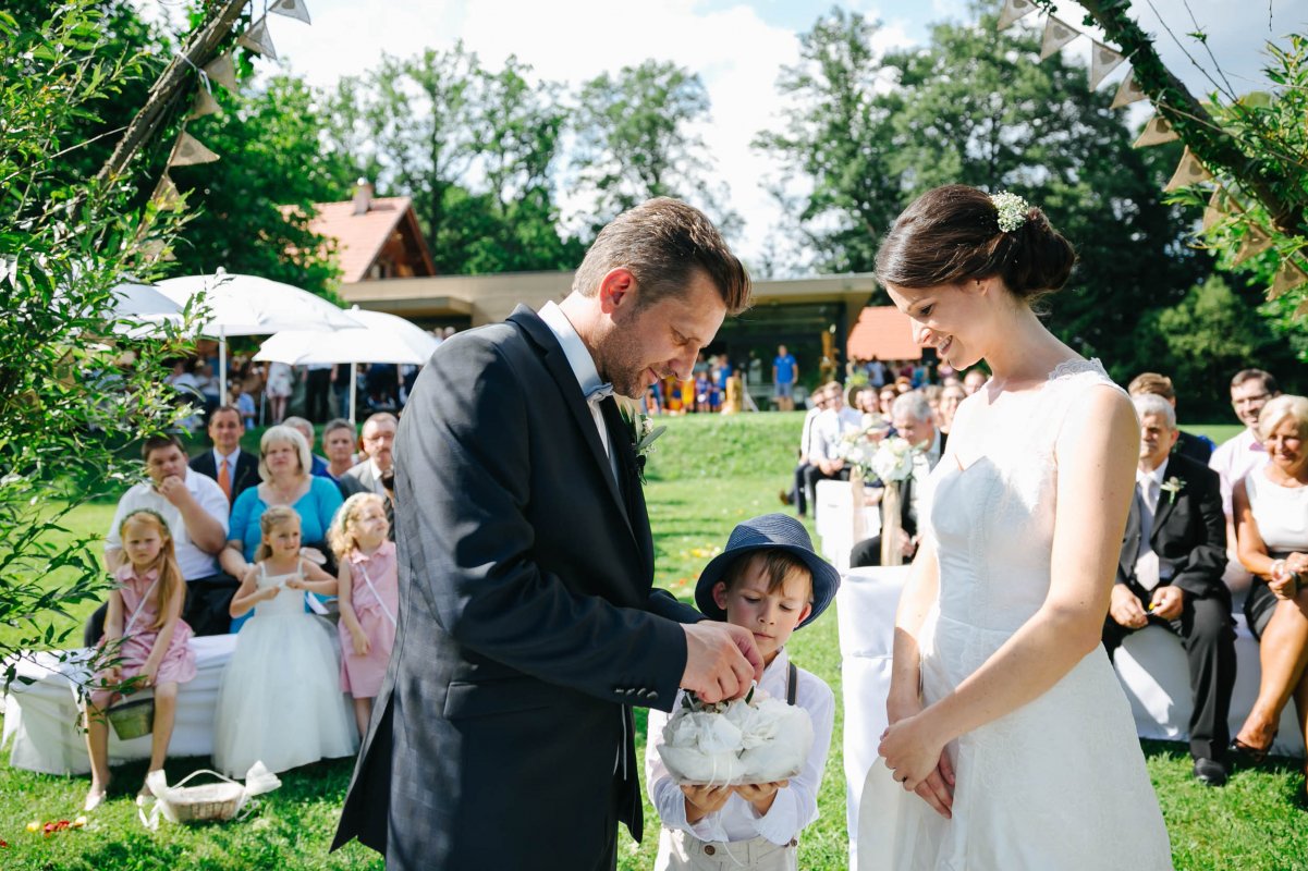 Hochzeit Burgenland Heiraten Yesbaby Fotografiefetz Rotenturm Koi00035