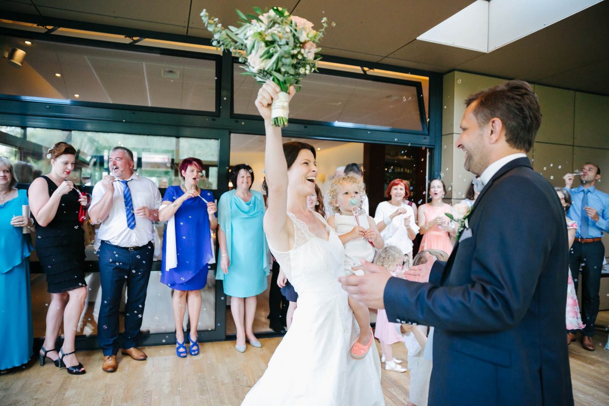 Hochzeit Burgenland Heiraten Yesbaby Fotografiefetz Rotenturm Koi00062